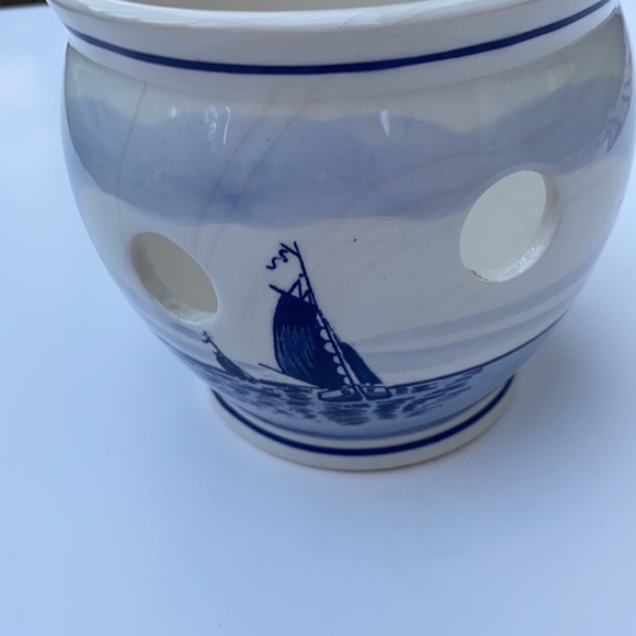 Vintage Delft Holland earthenware planter - Picture 5 of 12